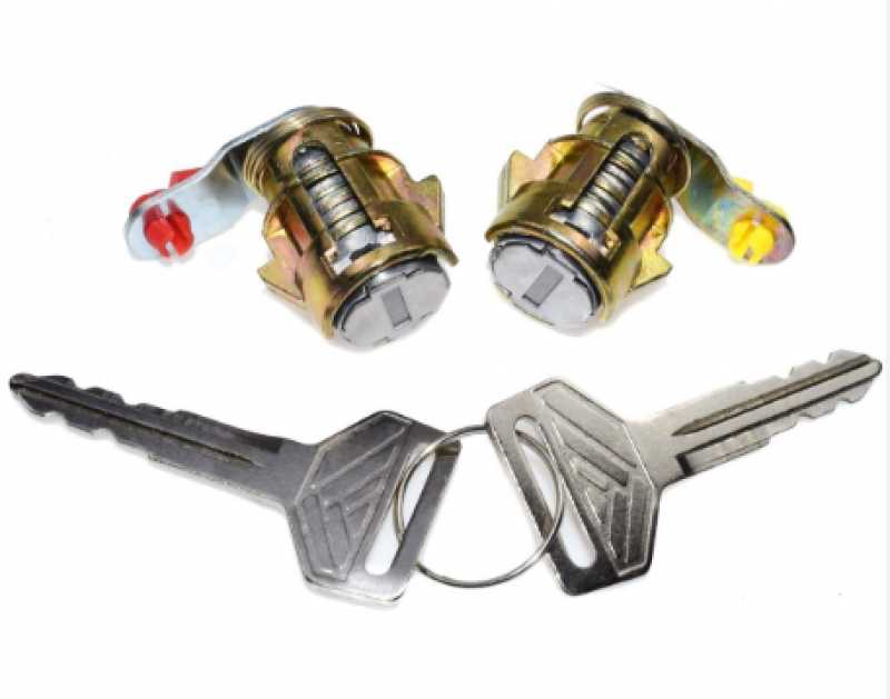 Kapi Şi̇fre Takimi On Sağ Sol Corolla Ae92 88-92